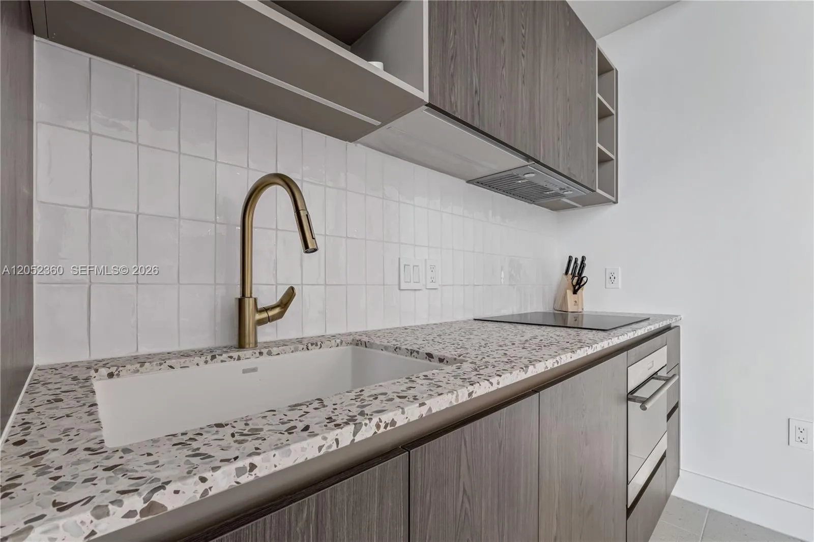 159 NE 6th St # 5103, Miami, FL 33132 photo 11