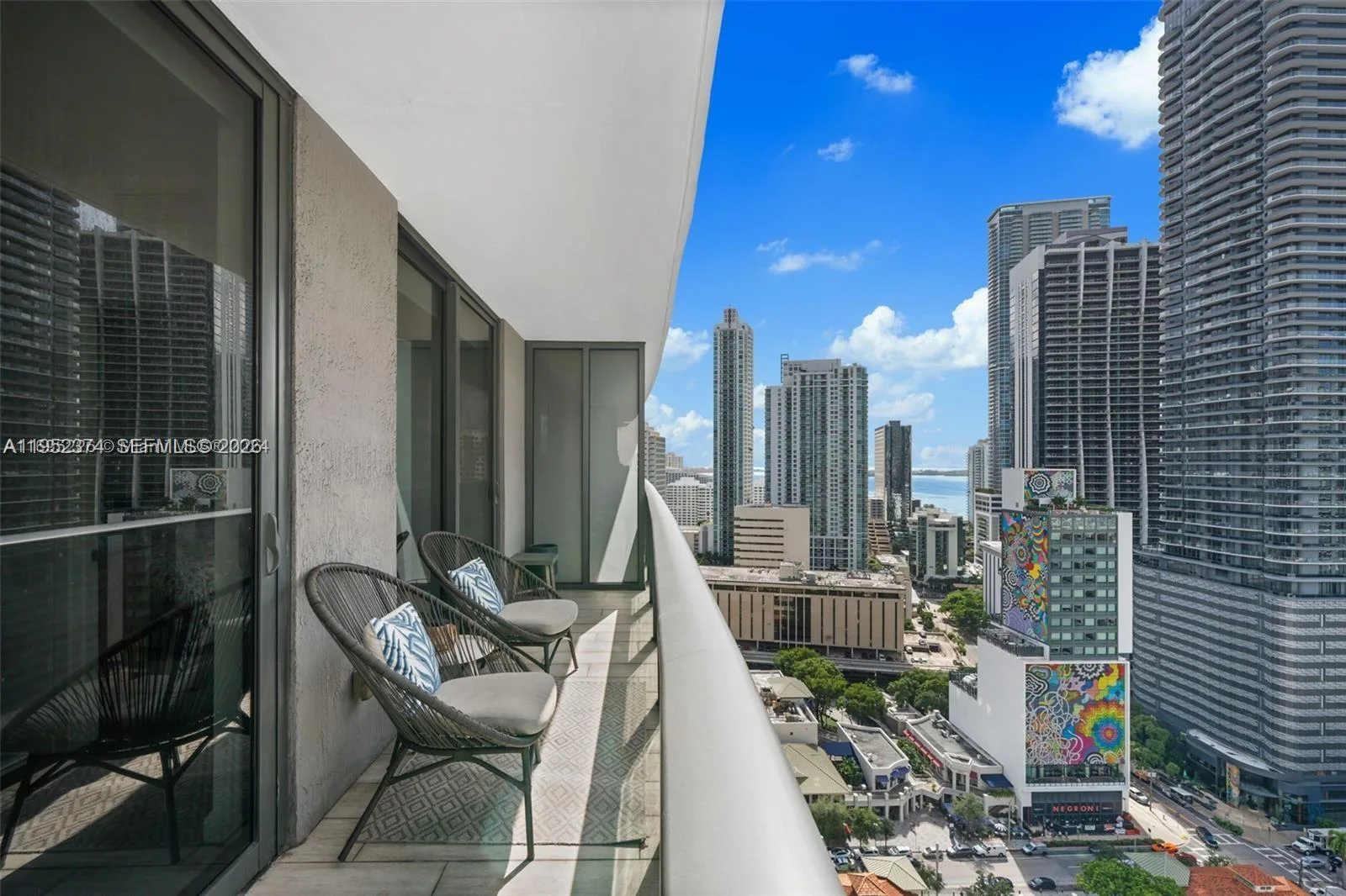 55 SW 9th St # 2305, Miami, FL 33130
