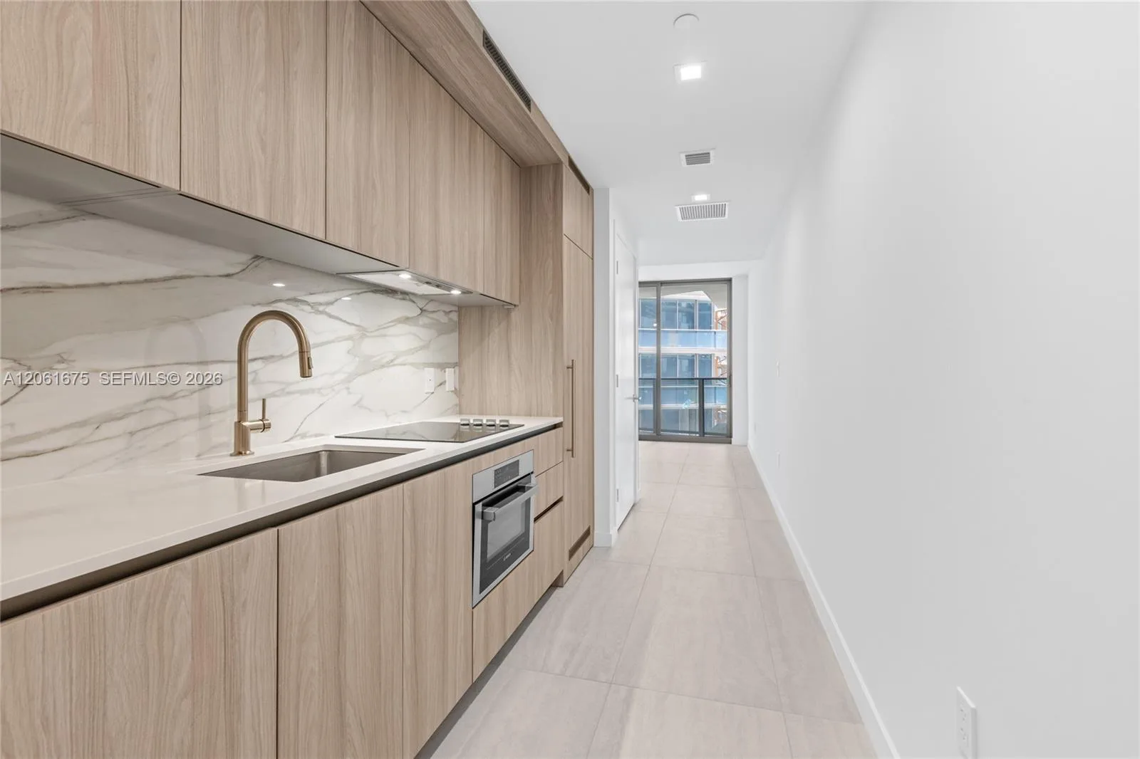 77 SE 5th Street # 2205, Miami, FL 33131 photo 2