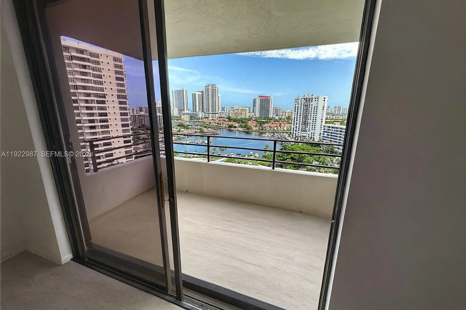 600 Three Islands Blvd # 1520, Hallandale Beach, FL 33009