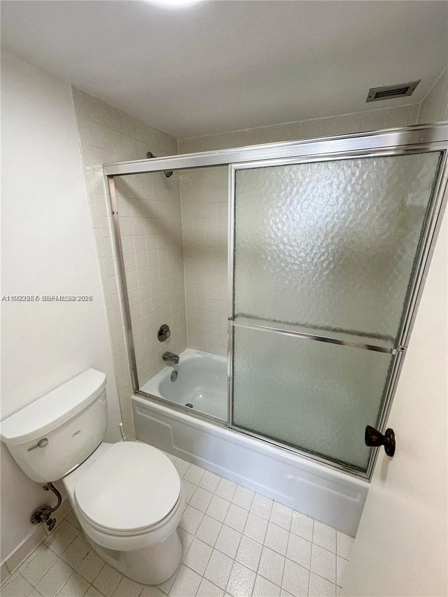 600 Three Islands Blvd # 1520, Hallandale Beach, FL 33009 photo 5