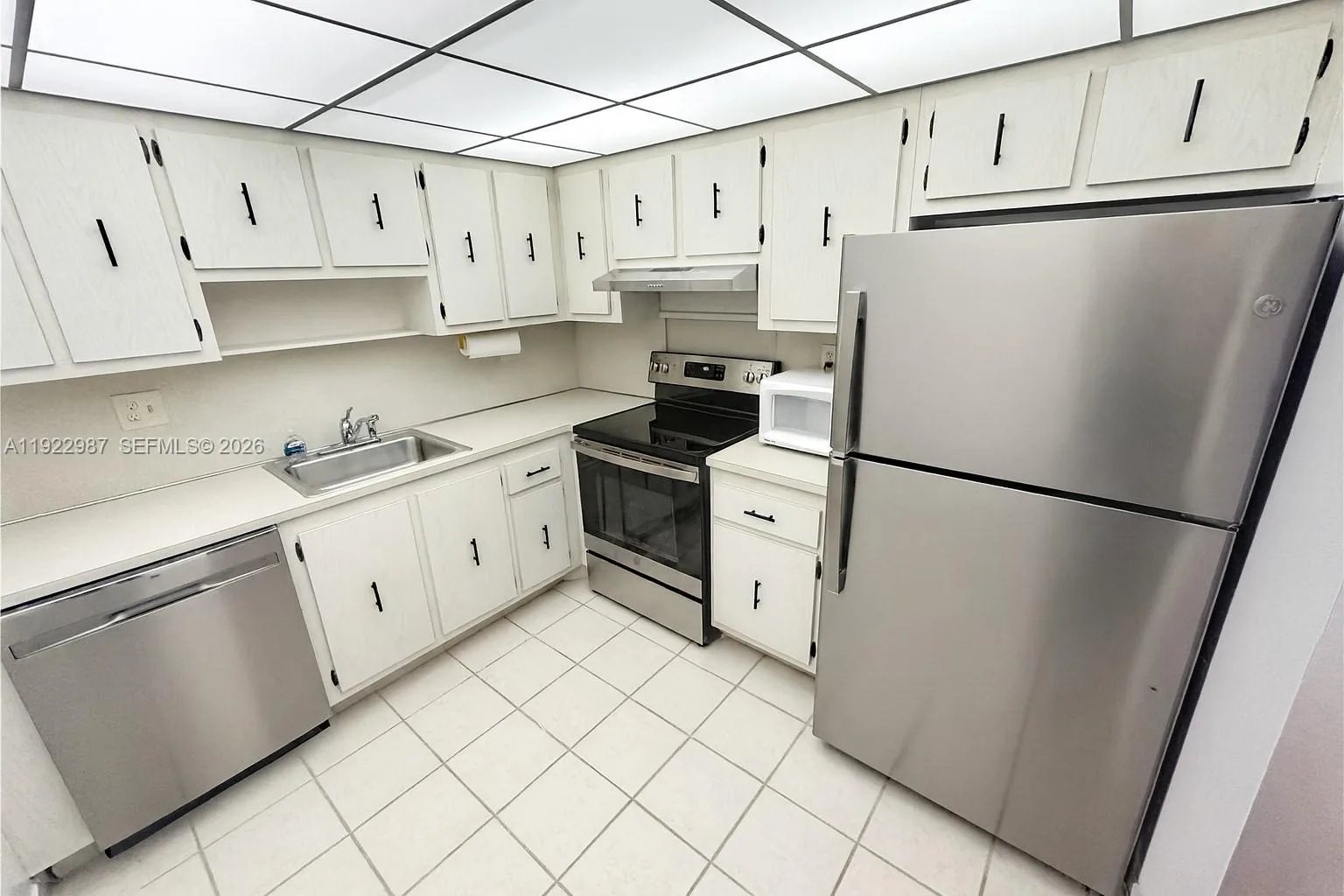 600 Three Islands Blvd # 1520, Hallandale Beach, FL 33009 photo 8