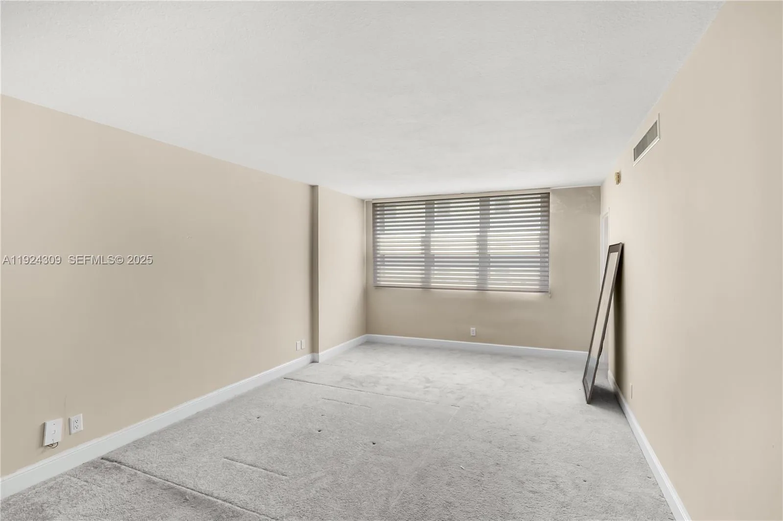 9225 Collins Ave # 612, Surfside, FL 33154 photo 11