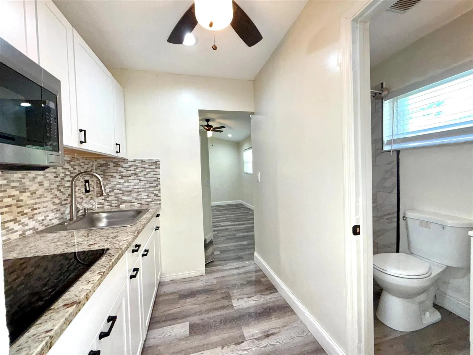 3548 NW 39th Avenue, Lauderdale Lakes, FL 33309