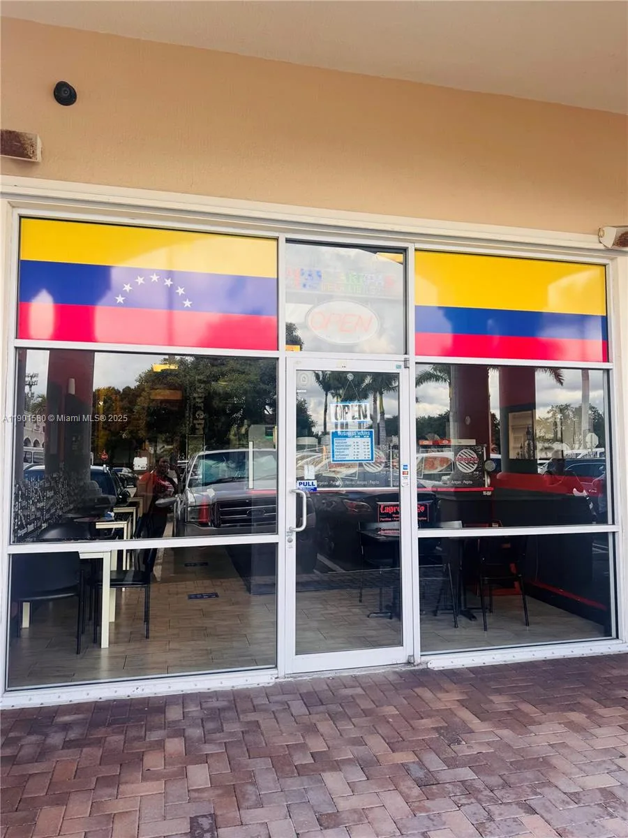 Latin Restaurant For Sale In West Kendall, Kendall, FL 33196 photo 2