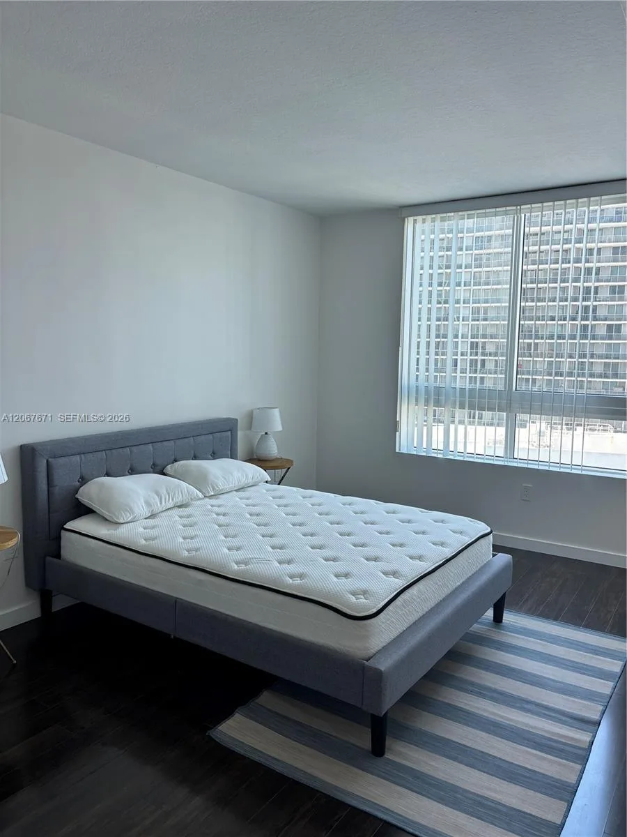 1900 N Bayshore Dr # 4011, Miami, FL 33132 photo 11