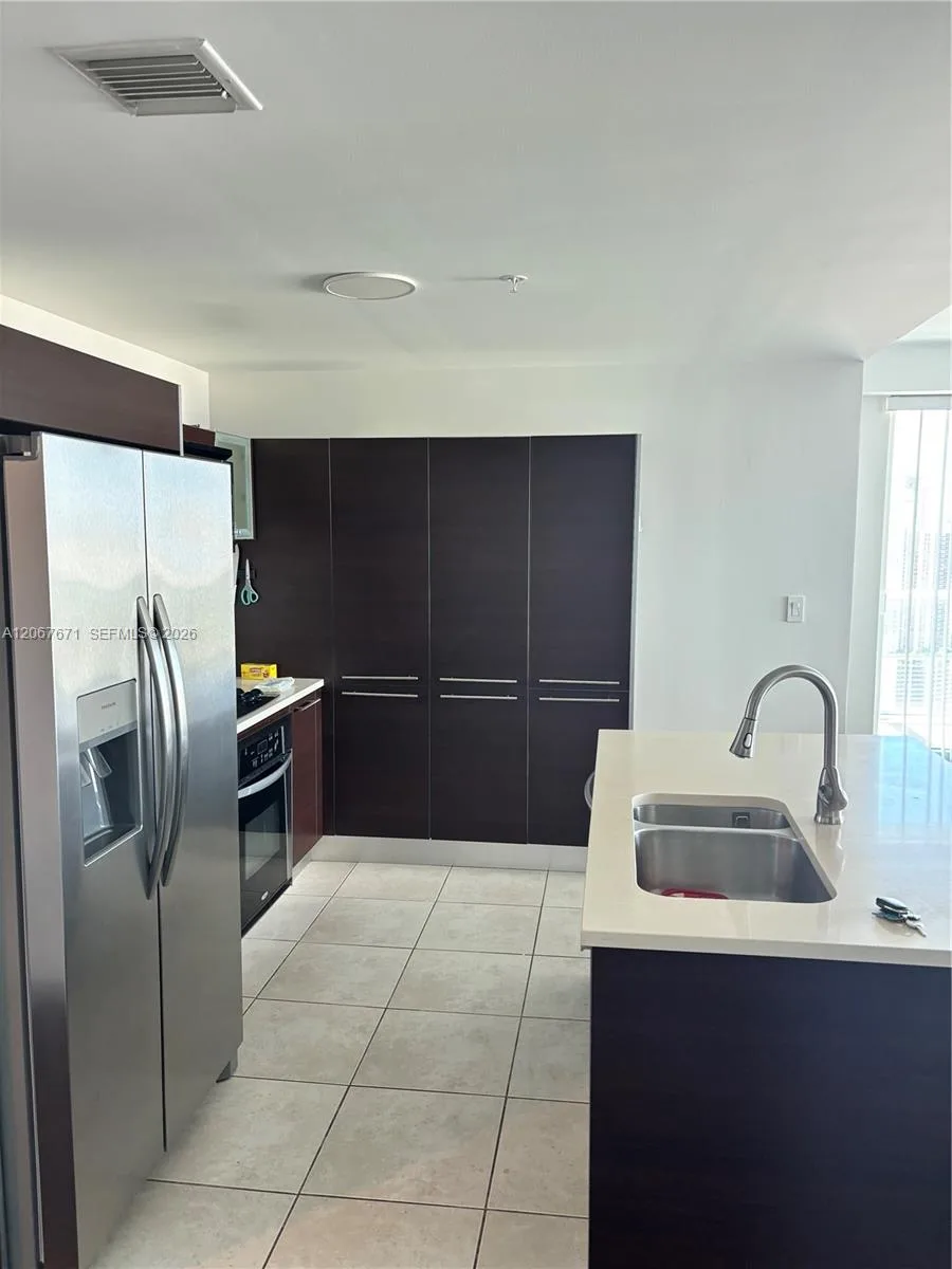 1900 N Bayshore Dr # 4011, Miami, FL 33132 photo 3