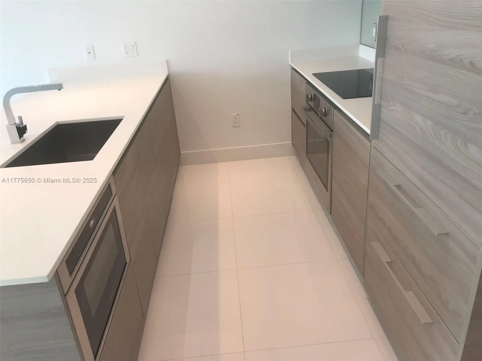 1300 S MIAMI AVE # 4003, Miami, FL 33130 photo 4