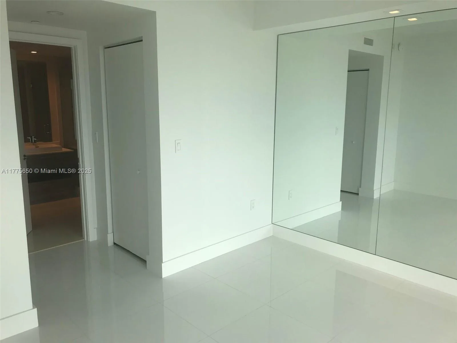 1300 S MIAMI AVE # 4003, Miami, FL 33130 photo 7
