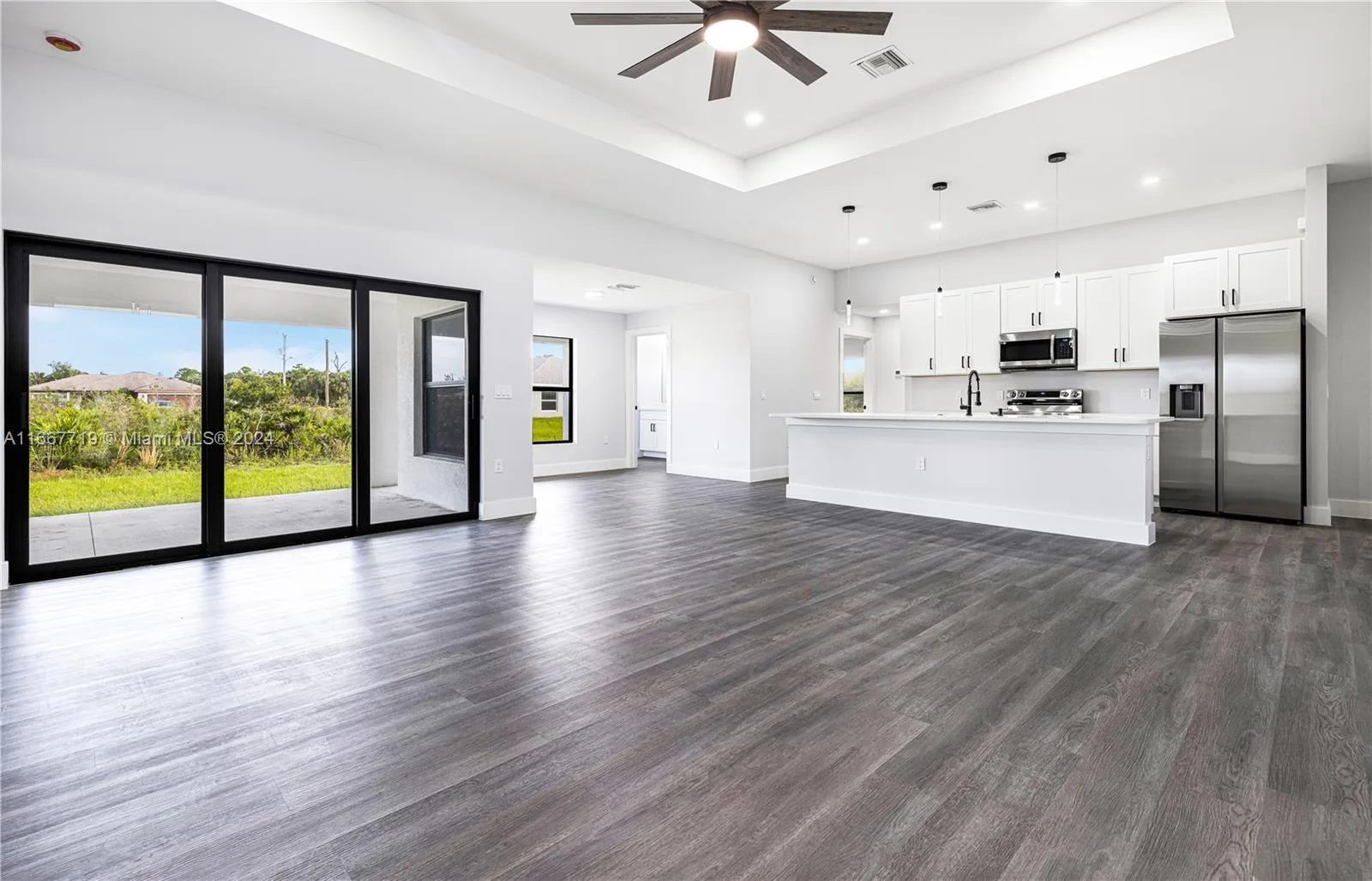 2910 24th St W, Lehigh Acres, FL 33971 photo 5