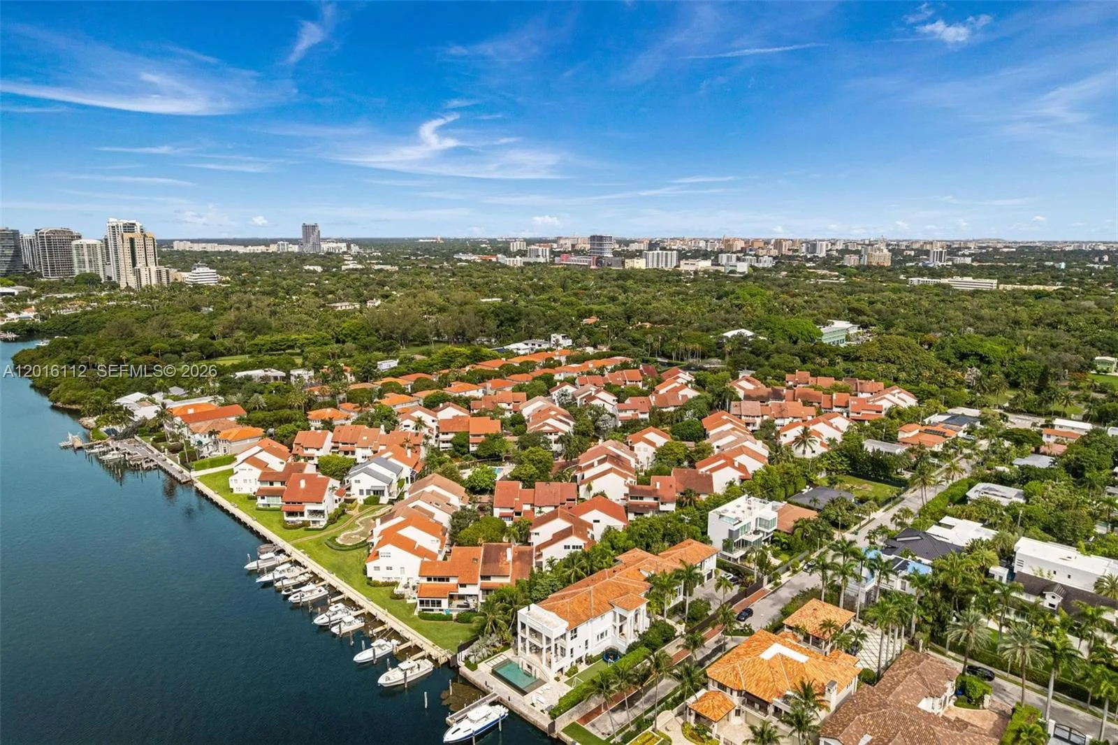 2000 S Bayshore Dr # 69, Miami, FL 33133 — zdjęcie 2