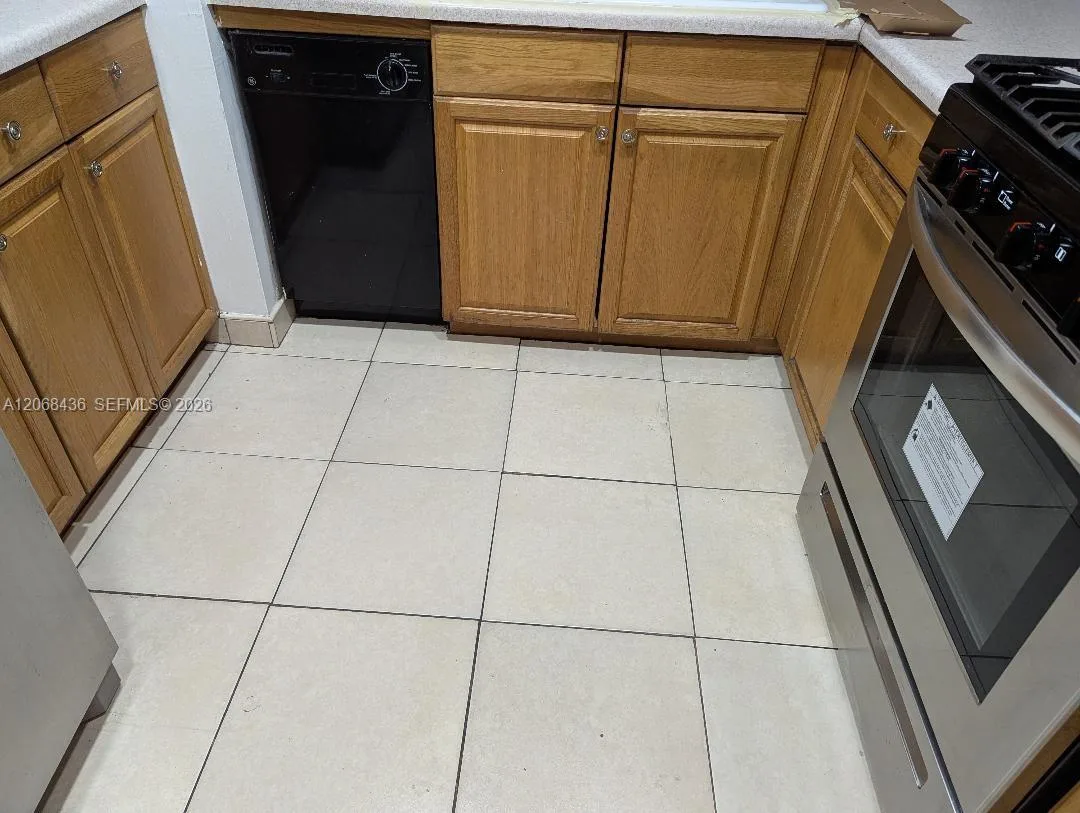 8380 S Missionwood Cir # C-II, Miramar, FL 33025 photo 6
