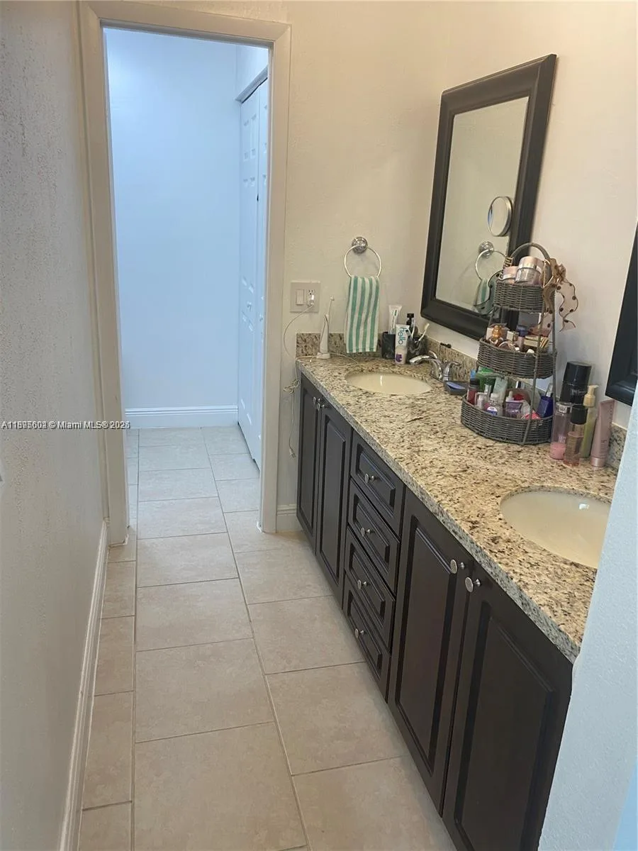 13208 SW 10th Ln, Miami, FL 33184 photo 9