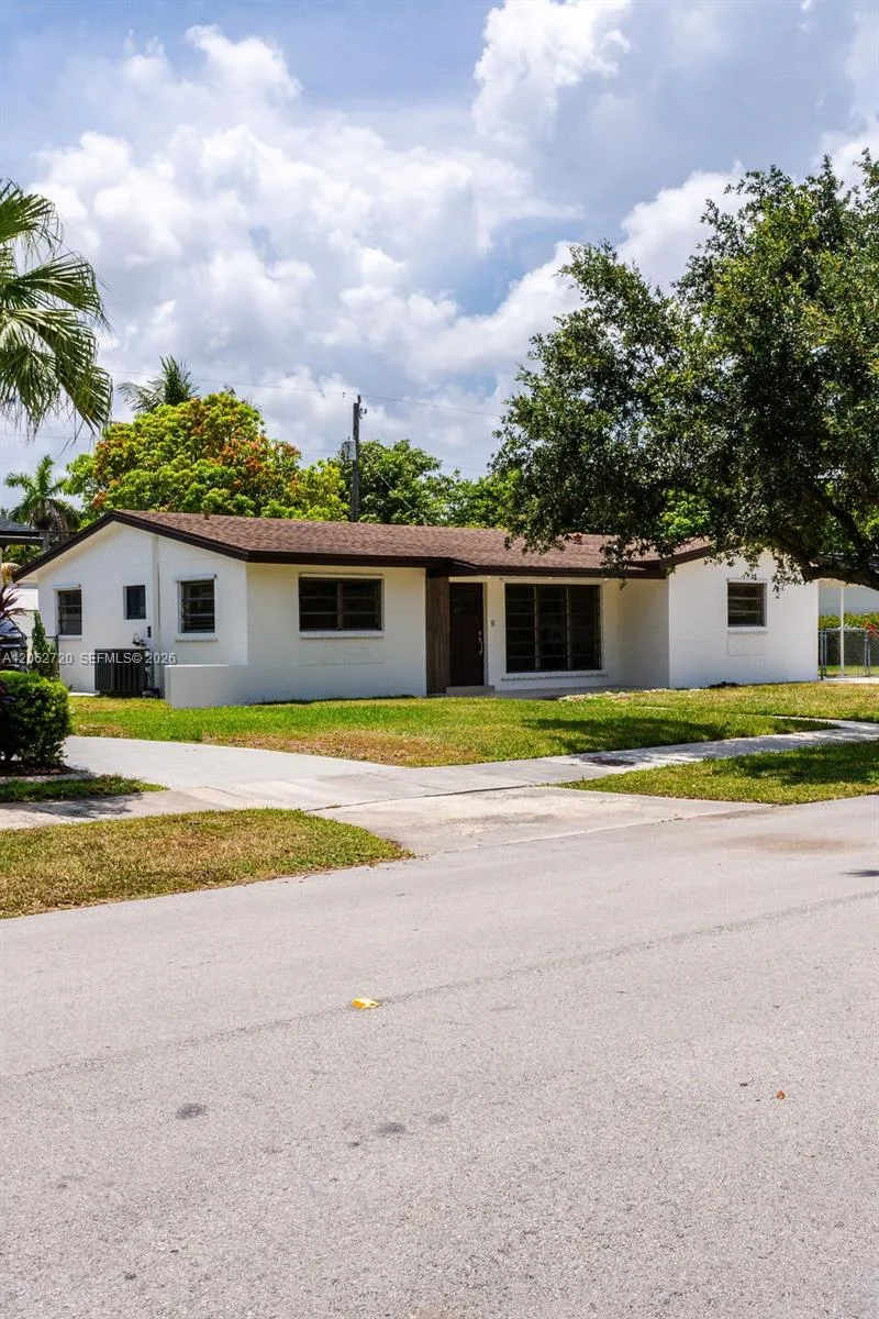 19390 Whispering Pines Rd, Cutler Bay, FL 33157 photo 4