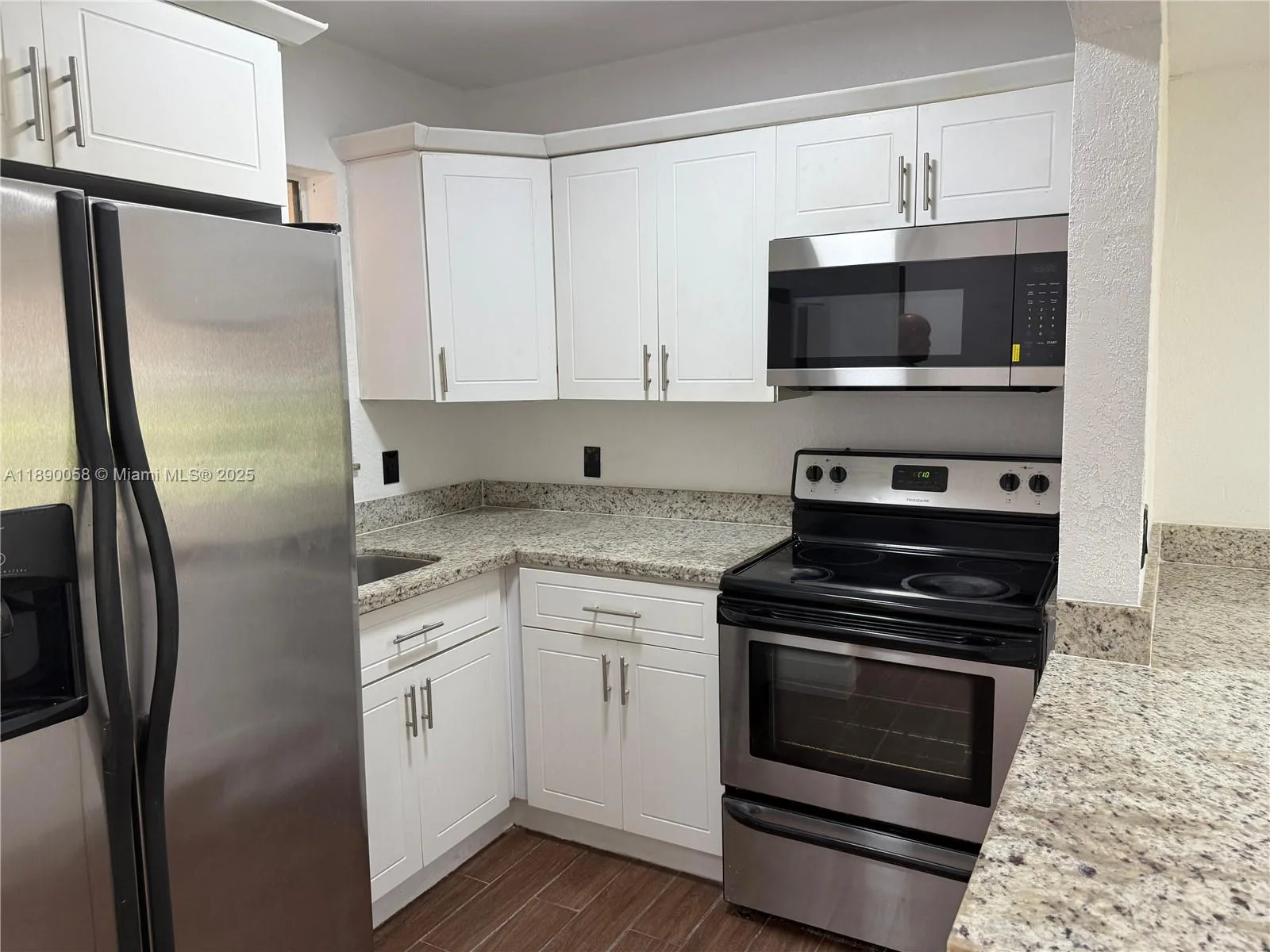 6625 W 4th Ave # 204, Hialeah, FL 33012 photo 4