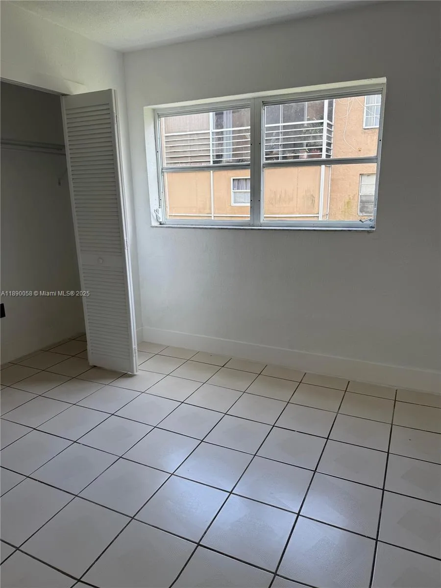 6625 W 4th Ave # 204, Hialeah, FL 33012 photo 5