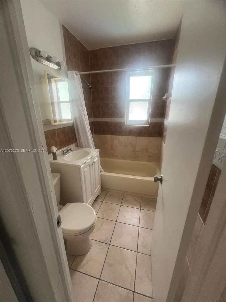 2900 NW 10th Ave, Miami, FL 33127 photo 13