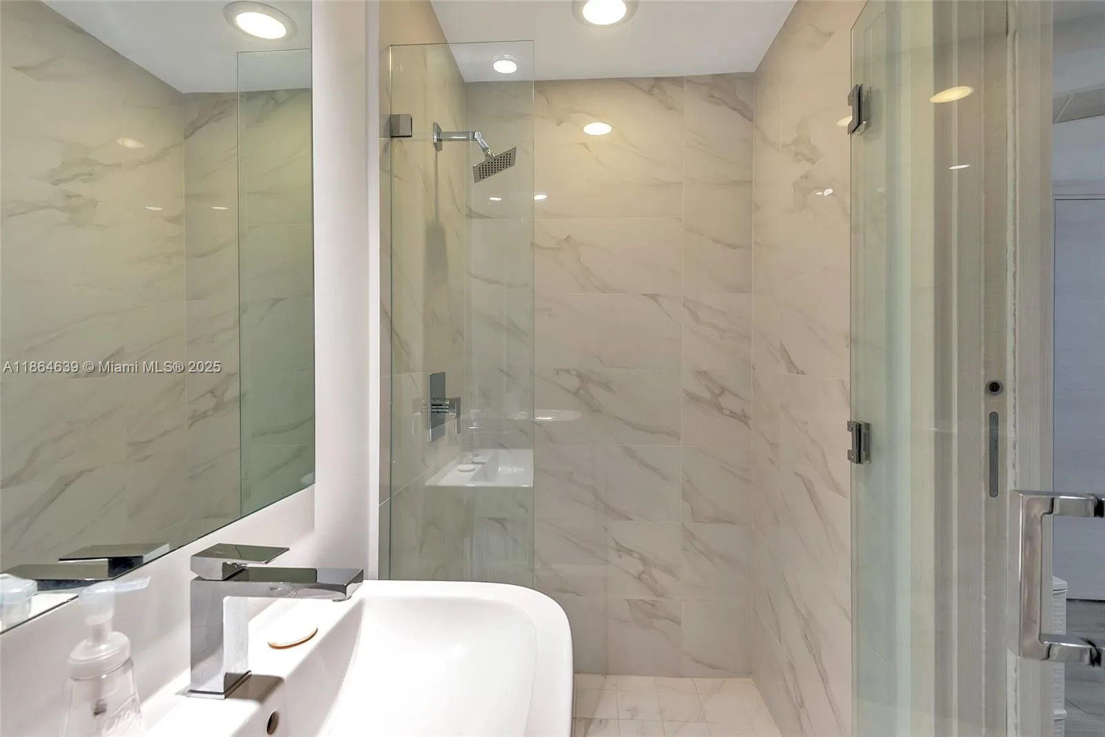 801 S Miami Ave # 1708, Miami, FL 33130 photo 11