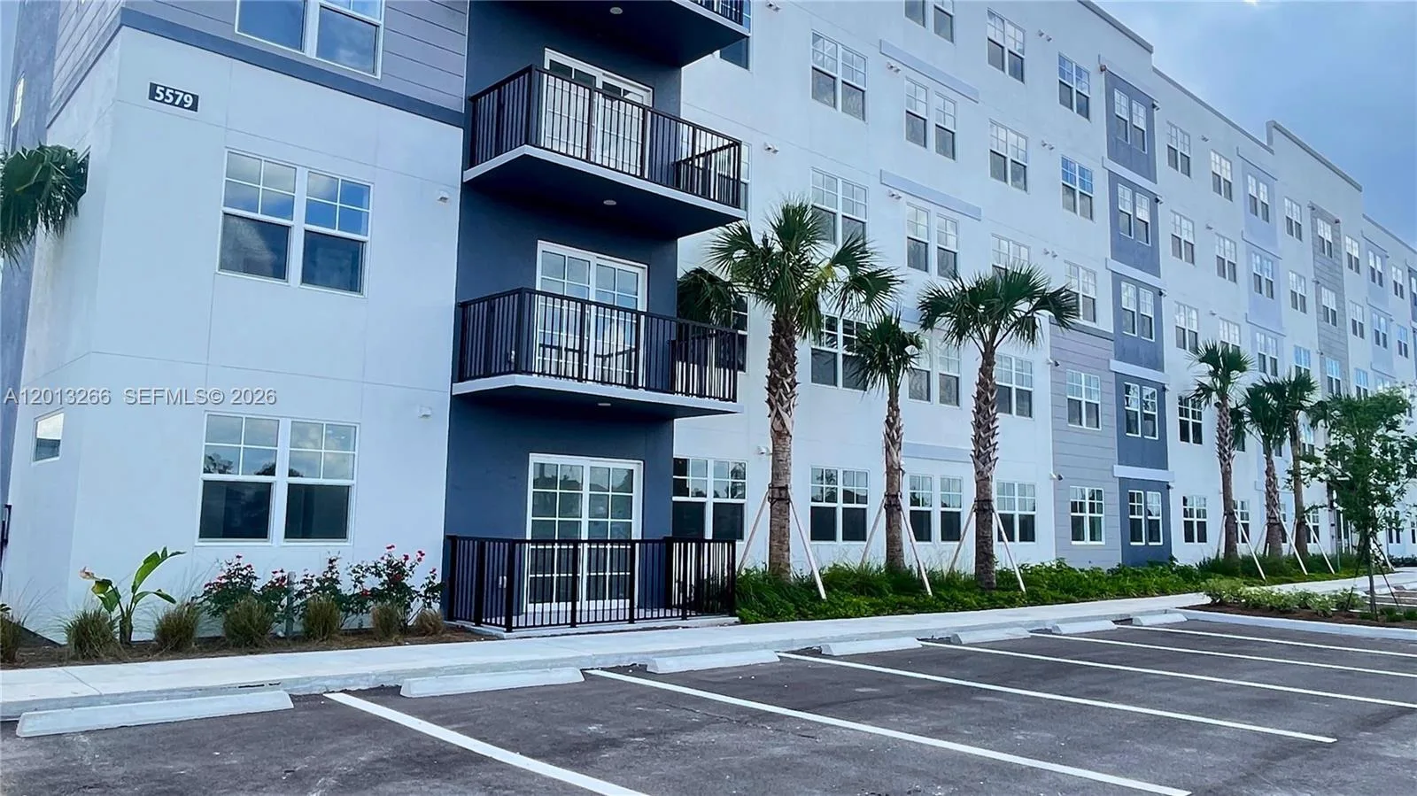 5579 Millenia Park Blvd # 318, Orlando, FL 32839