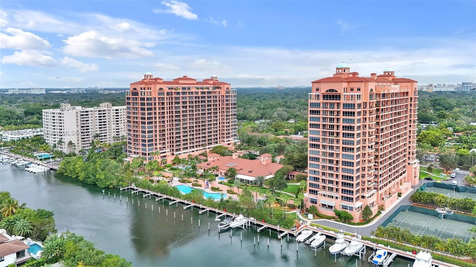60 Edgewater Dr # 9H, Coral Gables, FL 33133 photo 2