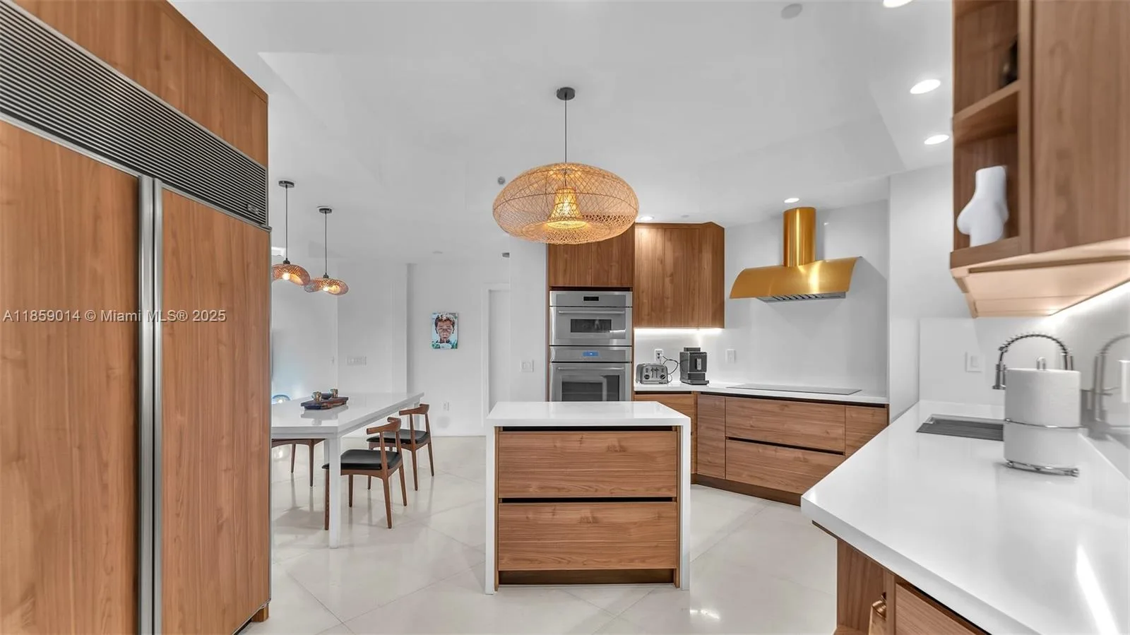 60 Edgewater Dr # 9H, Coral Gables, FL 33133 photo 6