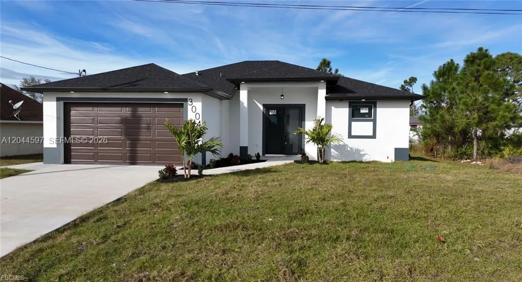 3004 SW 4TH ST, Lehigh Acres, FL 33976