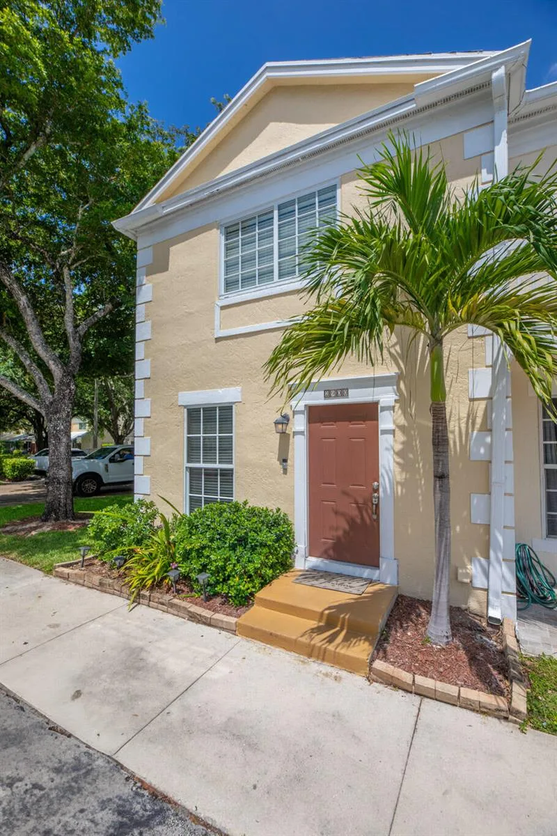2900 DORCHESTER Lane # 2900, Cooper City, FL 33026 photo 3