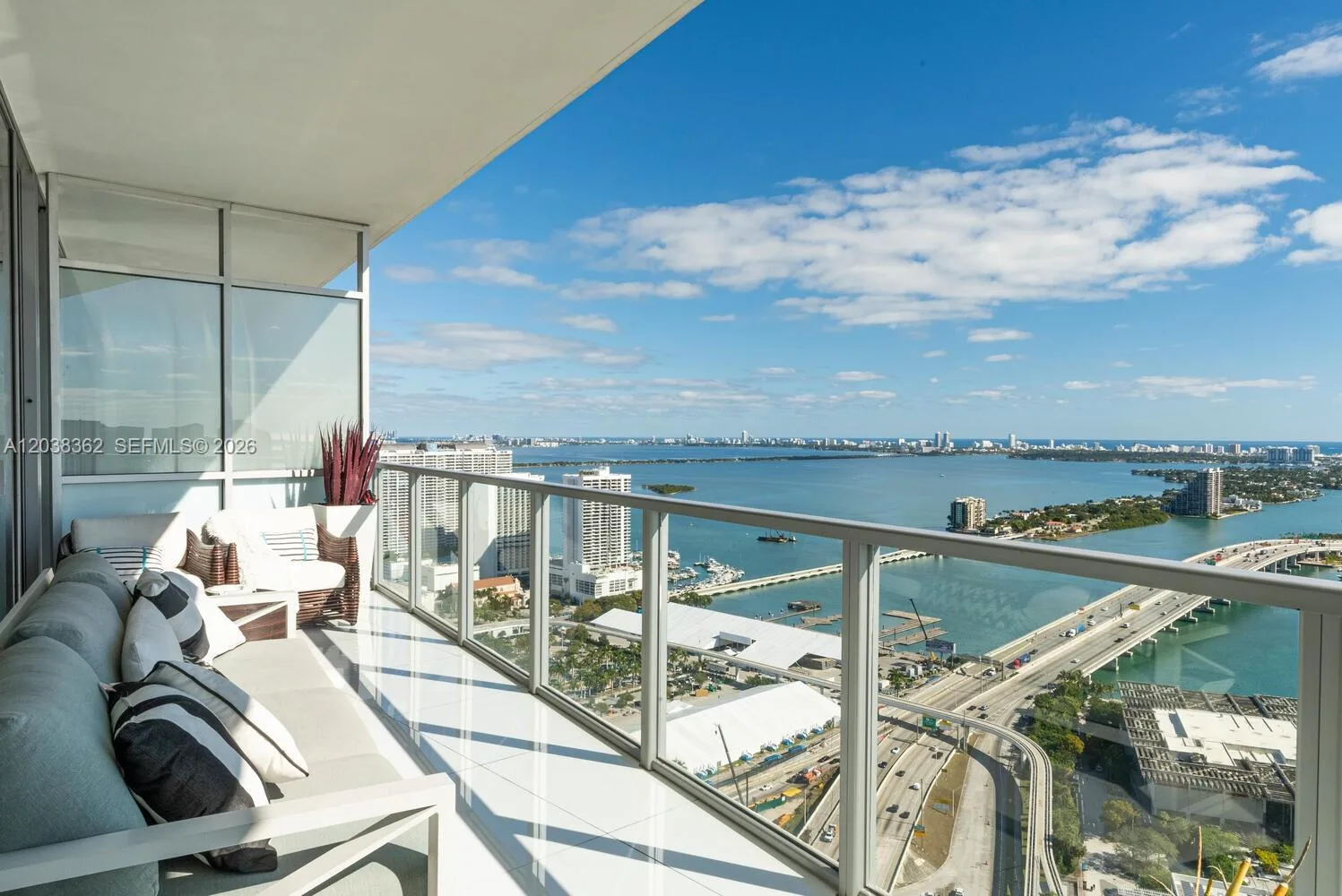 1100 Biscayne Blvd # 4103, Miami, FL 33132 photo 3