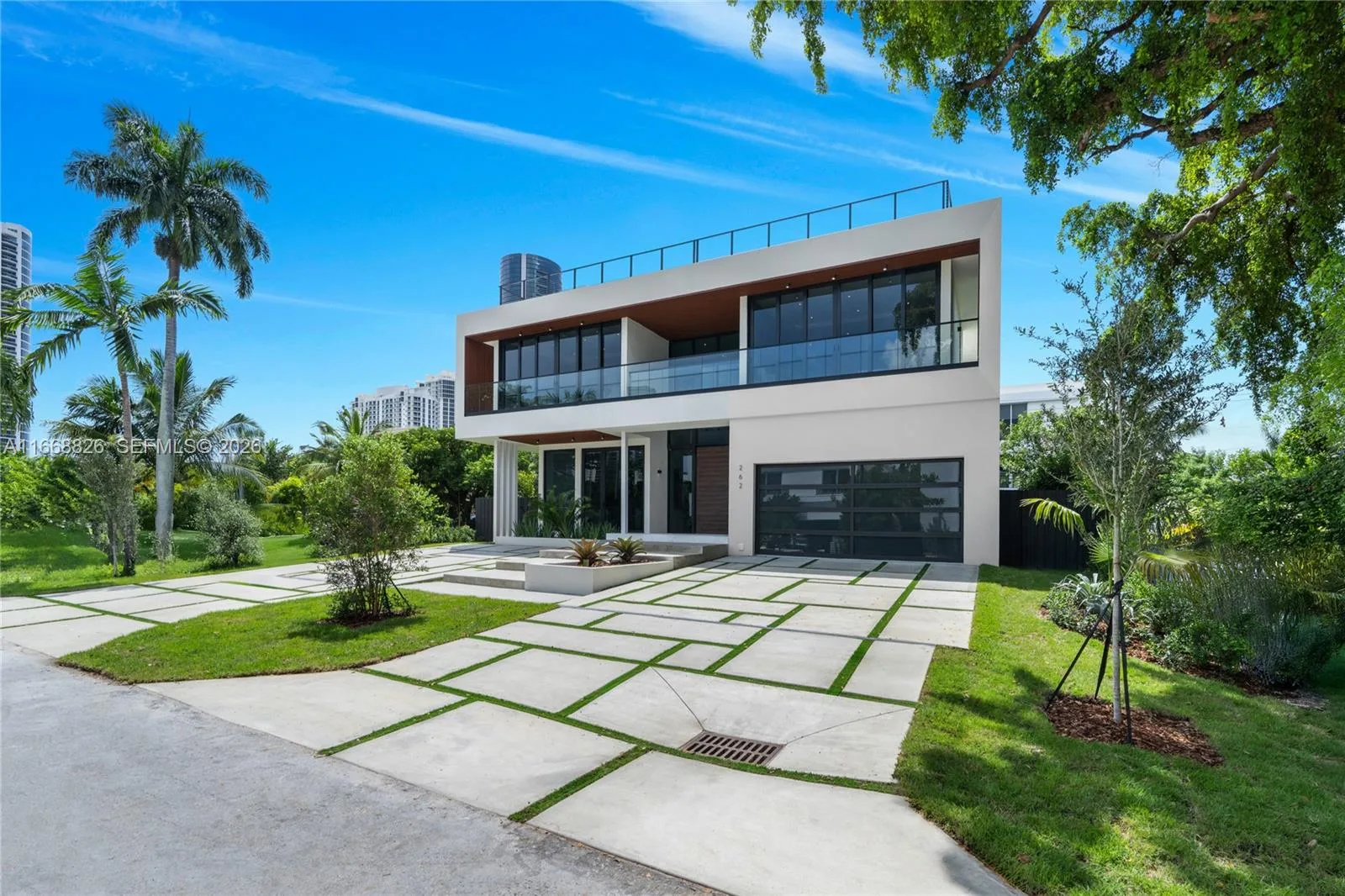 262 189th Ter, Sunny Isles Beach, FL 33160
