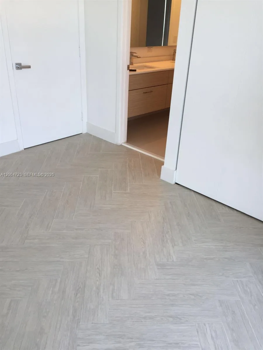 600 NE 27th St # 2705, Miami, FL 33137 photo 7