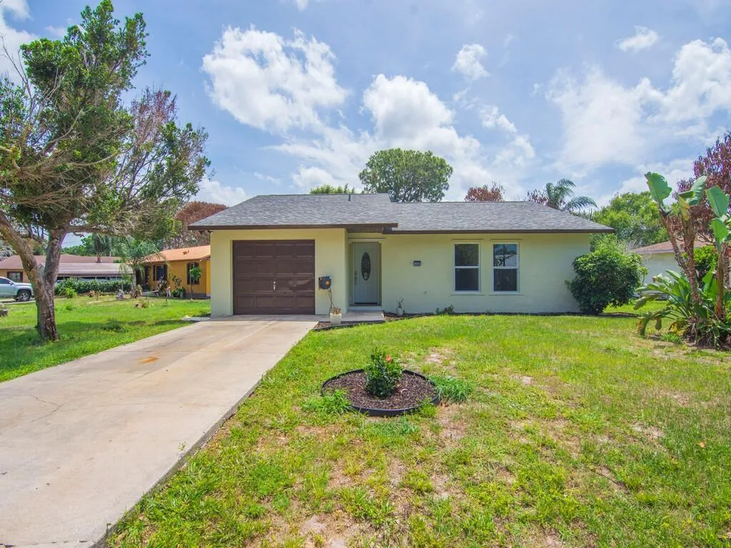 4065 46th Lane, Vero Beach, FL 32967