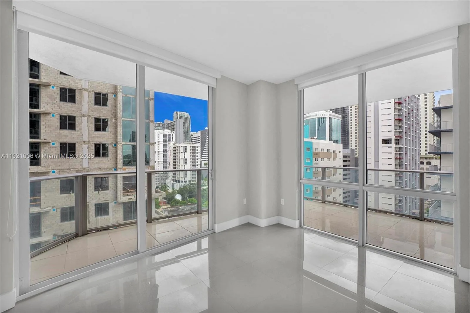 1010 SW 2nd Ave # 1004, Miami, FL 33130