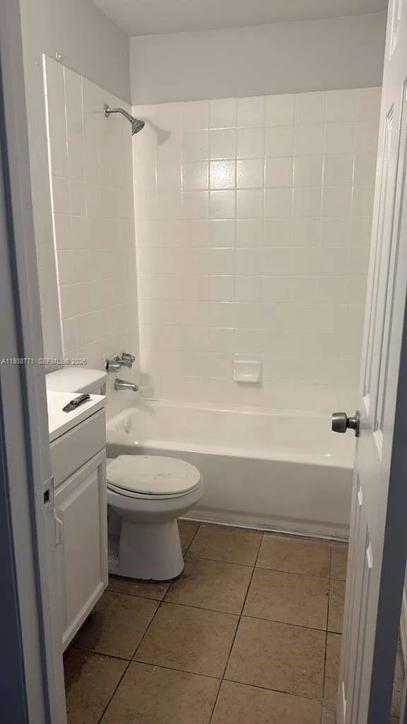 4160 NW 21st St # 223D, Lauderhill, FL 33313 photo 7