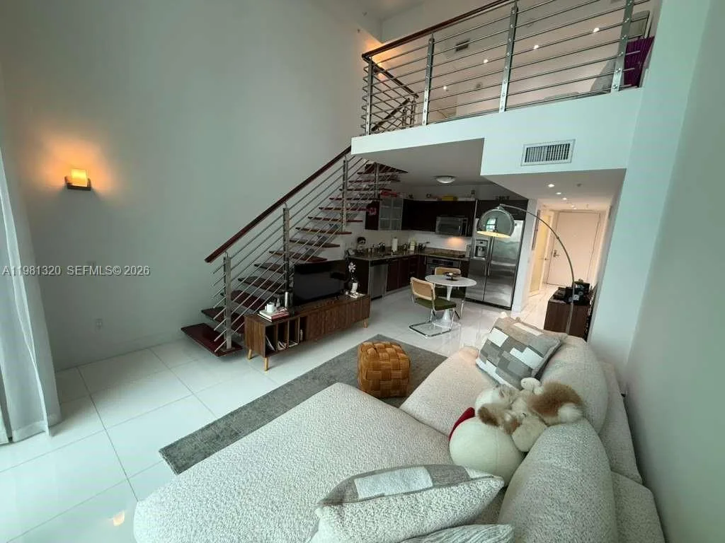 41 SE 5th St # 1903, Miami, FL 33131