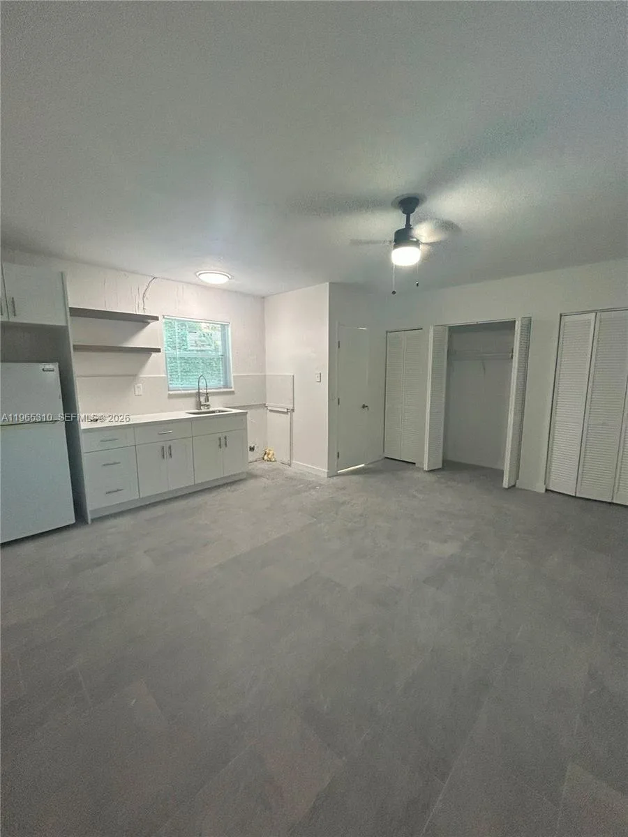 1220-1222 NE 110th Ter, Miami, FL 33161 photo 4