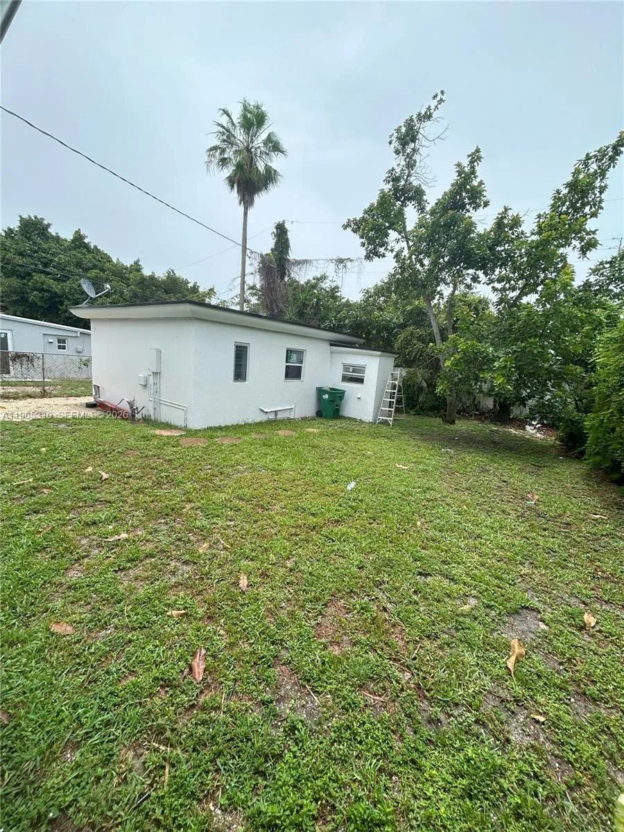 1220-1222 NE 110th Ter, Miami, FL 33161 photo 9