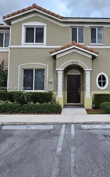 1015 SE 24th Ter # 1015, Homestead, FL 33035 photo 2