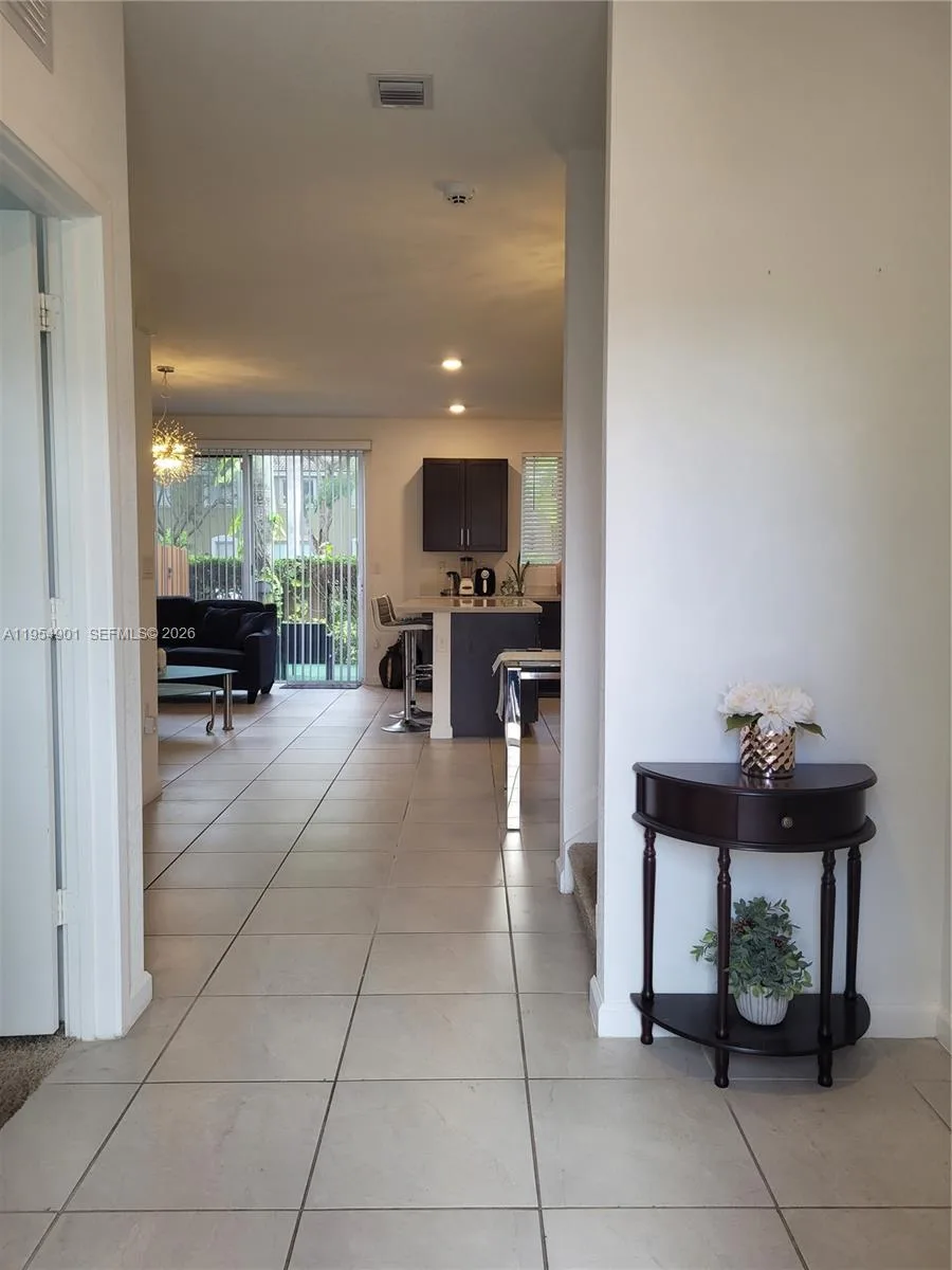1015 SE 24th Ter # 1015, Homestead, FL 33035 photo 3