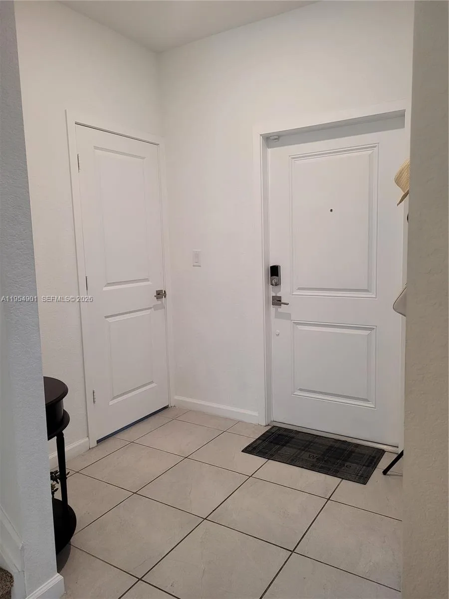 1015 SE 24th Ter # 1015, Homestead, FL 33035 photo 8
