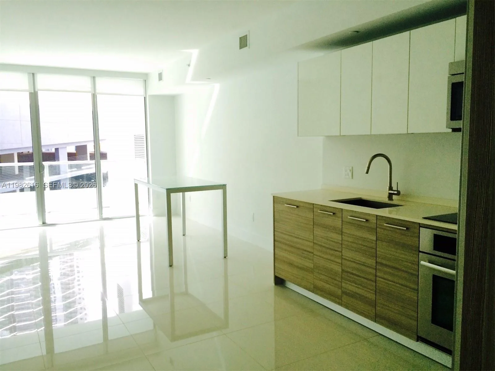 1300 BRICKELL BAY DR # 1100, Miami, FL 33131 — zdjęcie 2