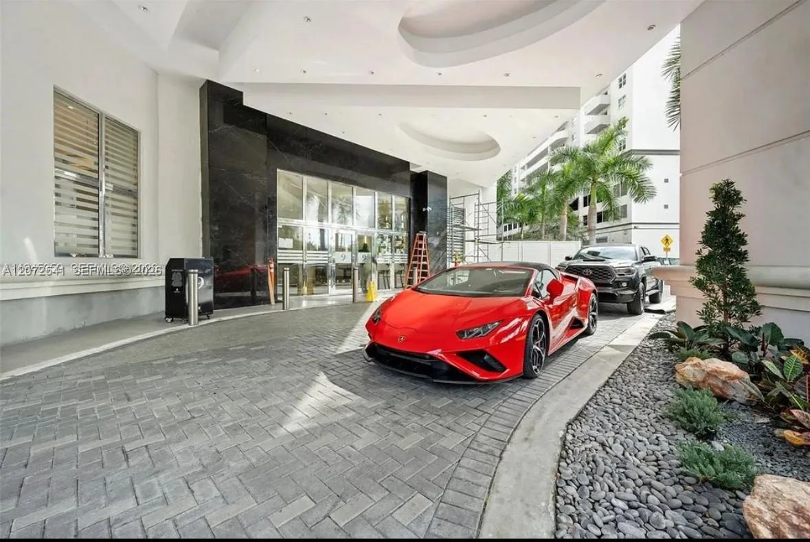999 SW 1st Ave # 1814, Miami, FL 33130