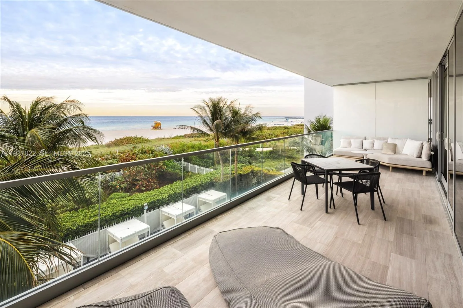 321 Ocean photo 3