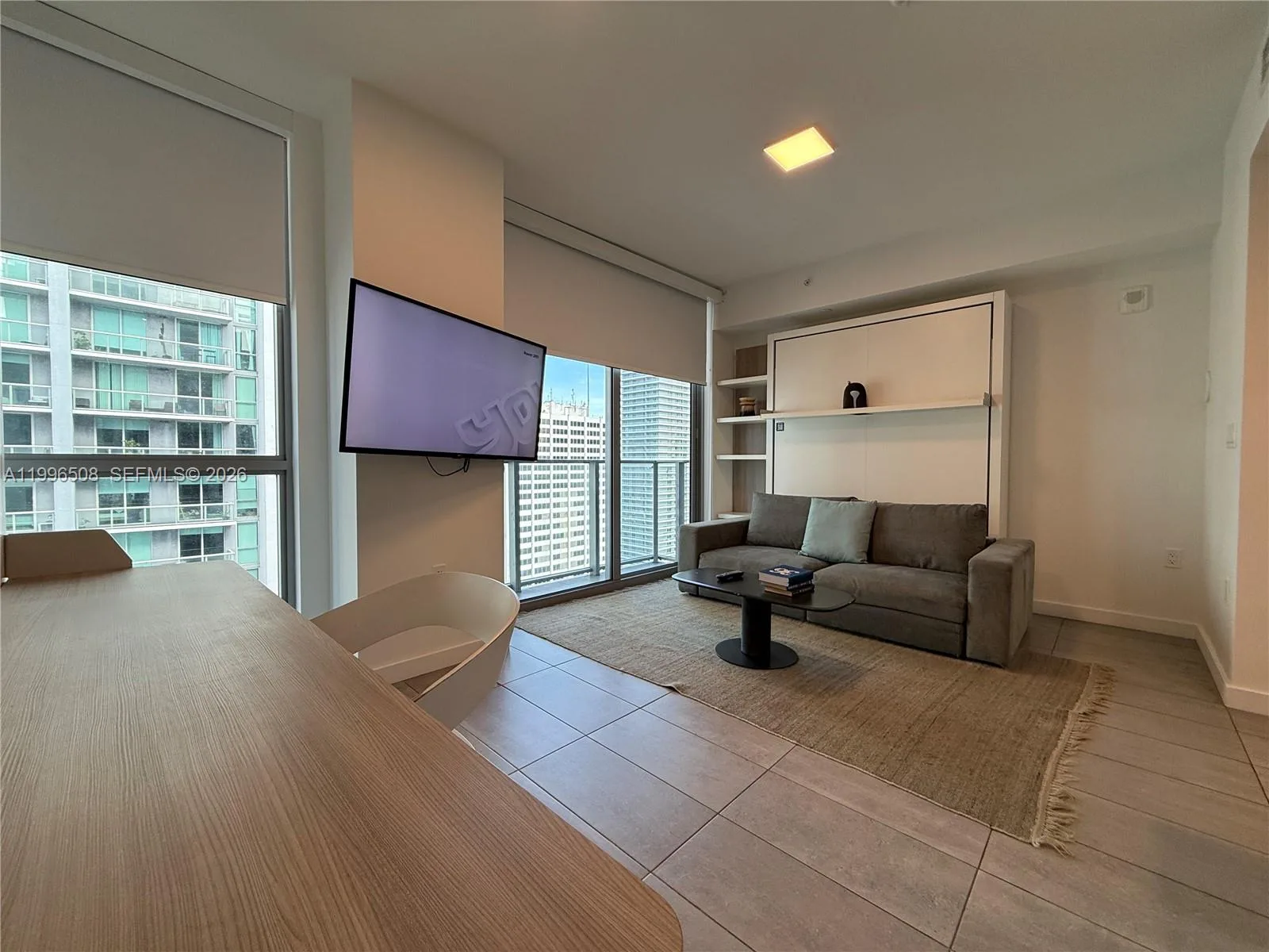 227 NE 2nd St # 2911, Miami, FL 33132
