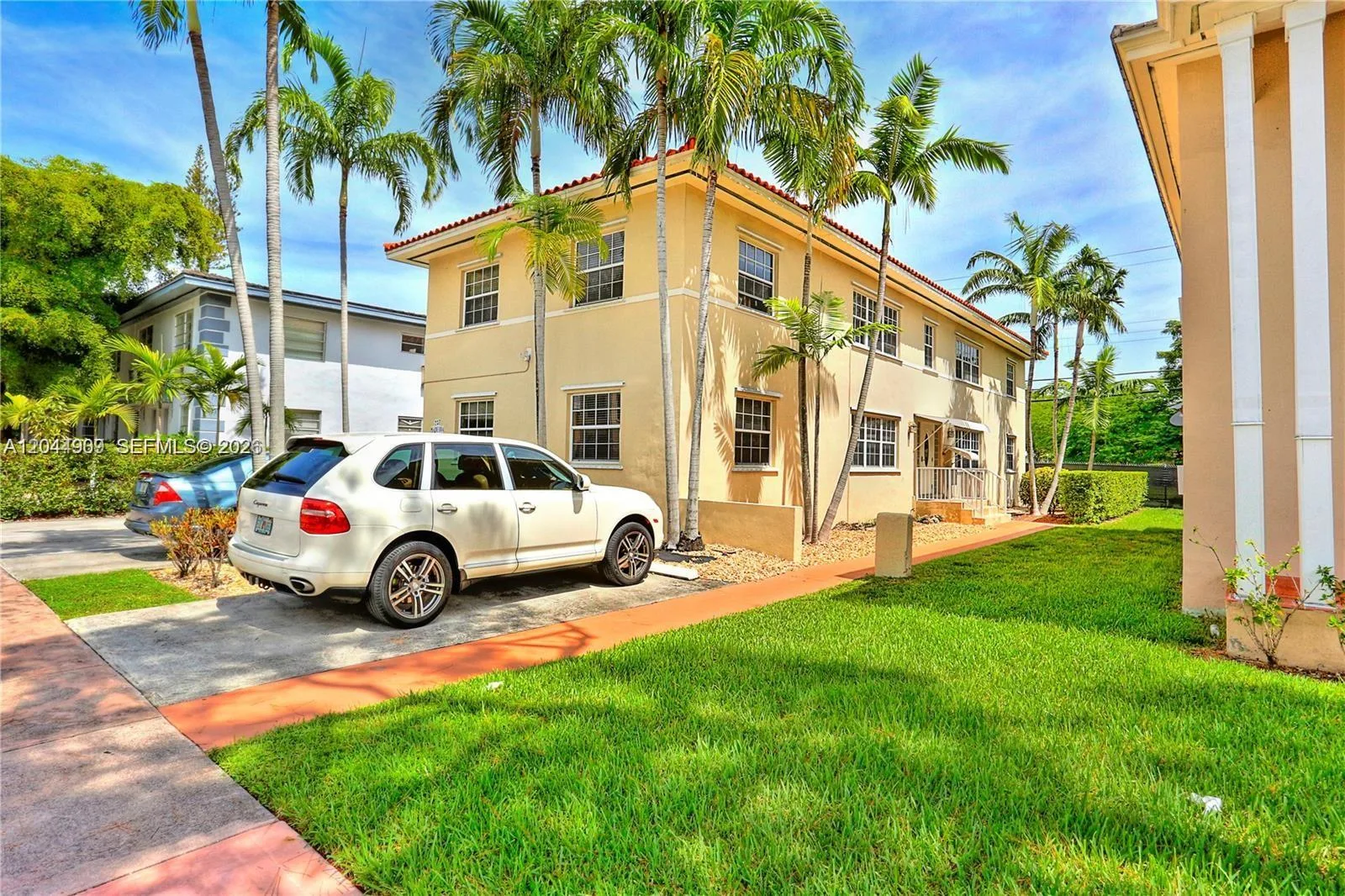 237 Madeira Ave # 3, Coral Gables, FL 33134