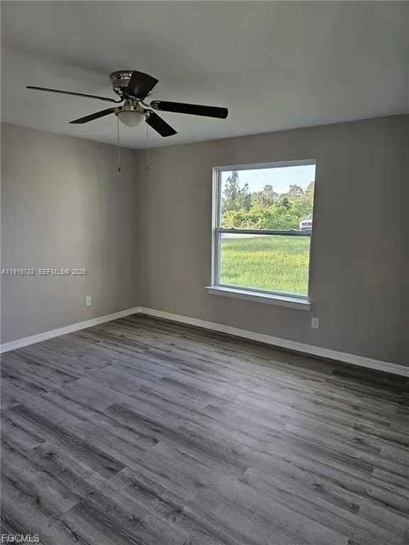 917 MARTHA AVE S, Lehigh Acres, FL 33974 photo 4