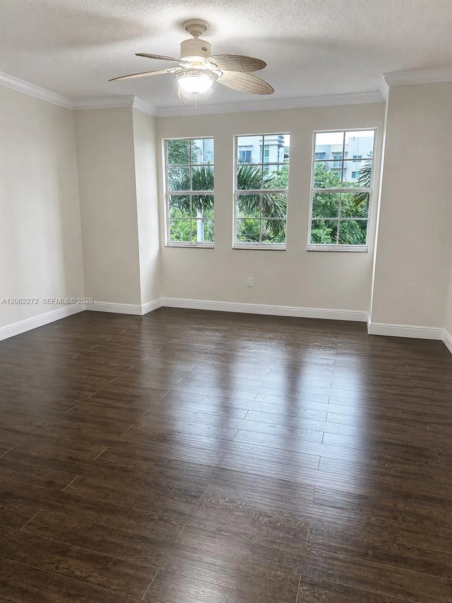 533 NE 3rd Ave # 320, Fort Lauderdale, FL 33301 photo 6