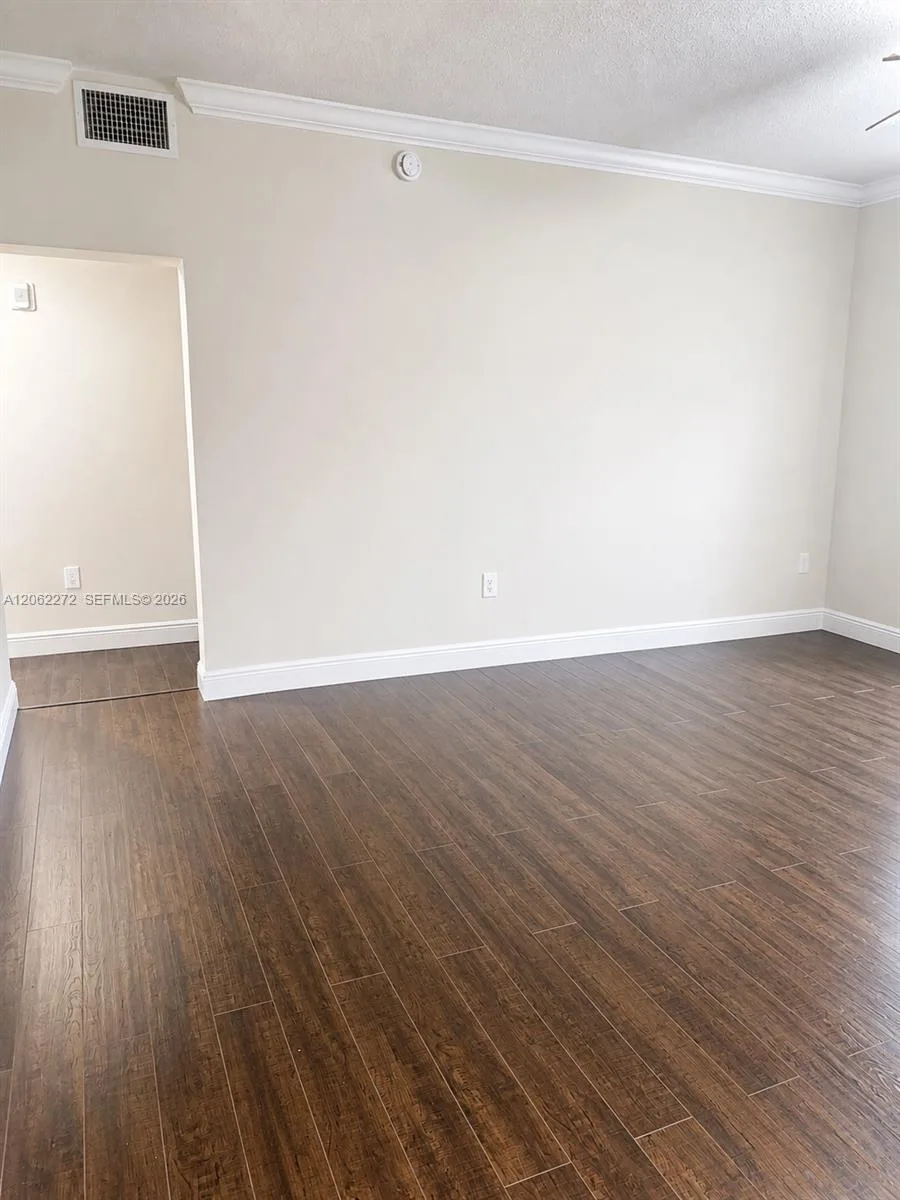 533 NE 3rd Ave # 320, Fort Lauderdale, FL 33301 photo 8