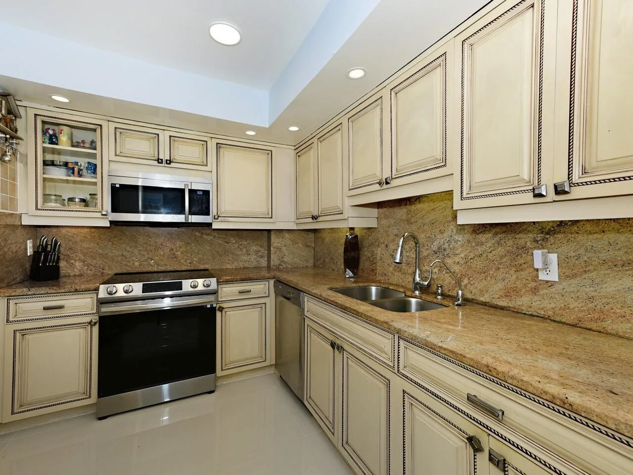 3450 S Ocean Boulevard # 308, Palm Beach, FL 33480 photo 5