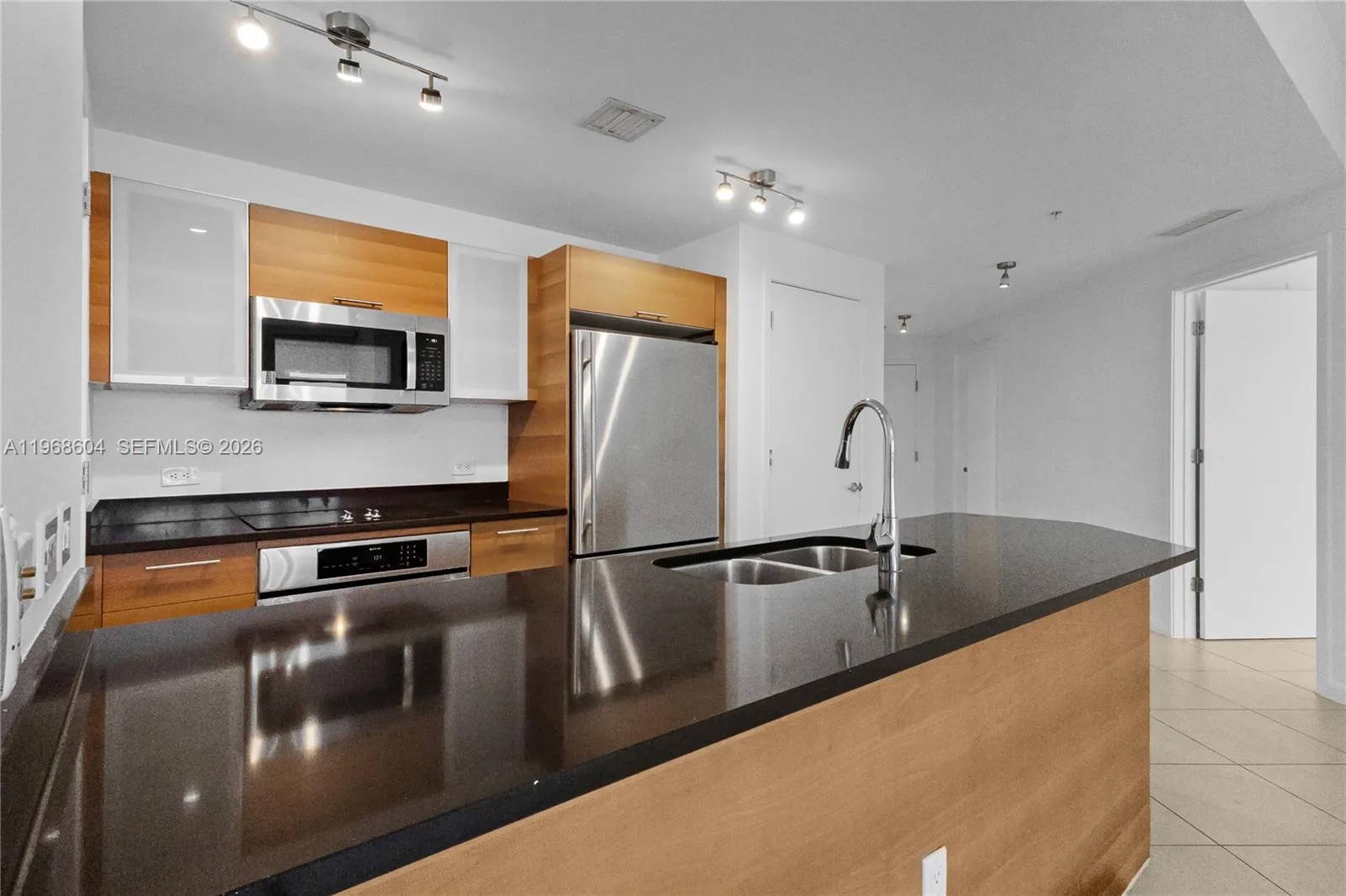 3301 NE 1st Ave # H1108, Miami, FL 33137 photo 13