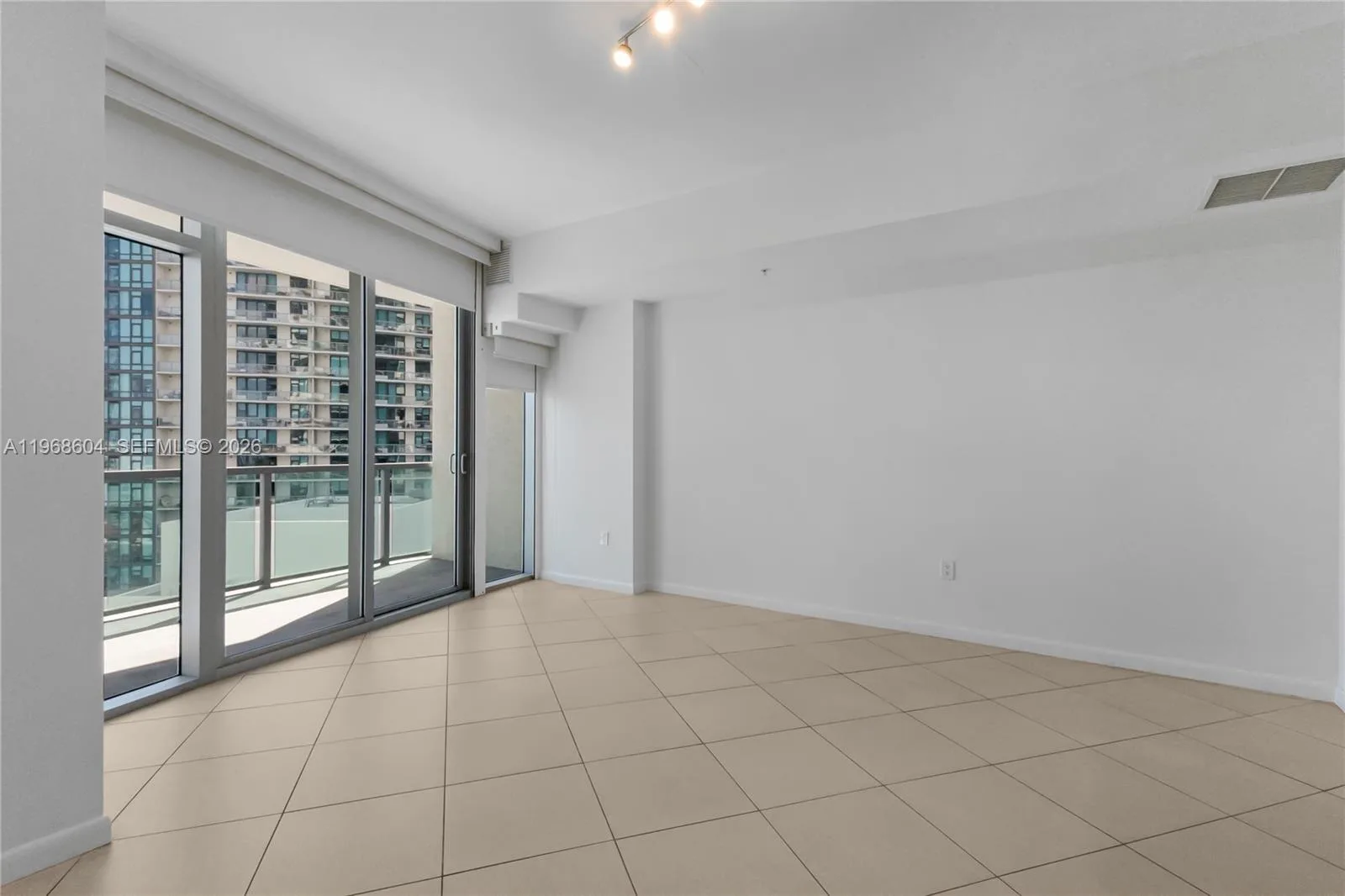 3301 NE 1st Ave # H1108, Miami, FL 33137 photo 7